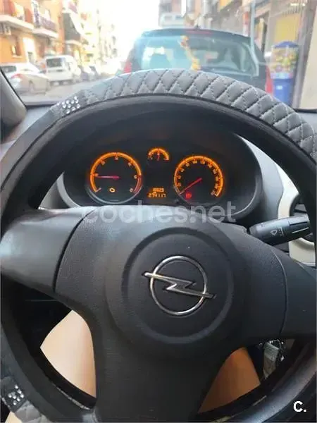 Usado Opel Corsa Enjoy 75 CV (55 kW) 2006 Blanco Utilitario