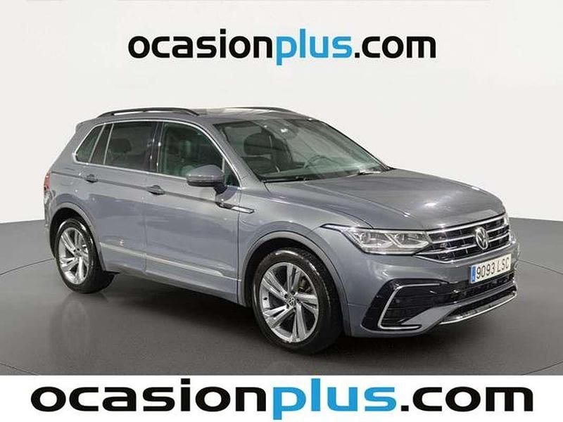 Usado VW Tiguan R-line 150 CV (110 kW) 2021 Gris SUV