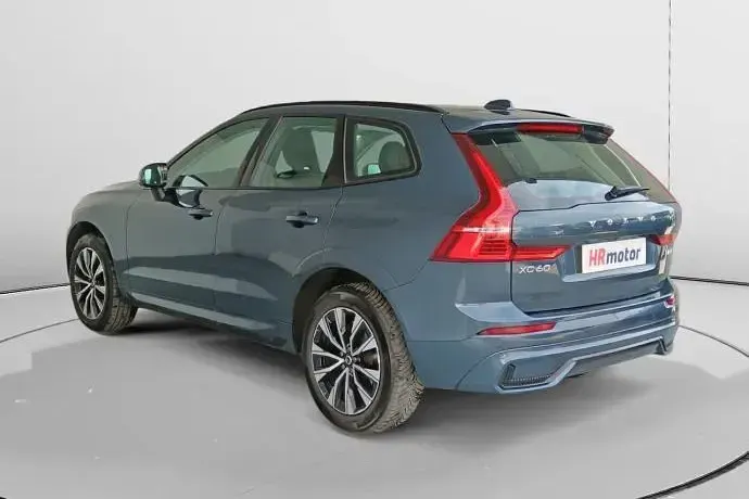 Usado Volvo XC60 R-Design 197 CV (144 kW) 2022 Azul SUV