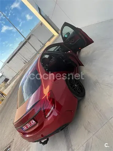Usado Mercedes C220 170 CV (125 kW) 2014 Rojo Berlina