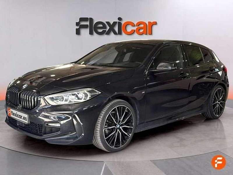 Usado BMW 118 150 CV (110 kW) 2023 Negro Utilitario