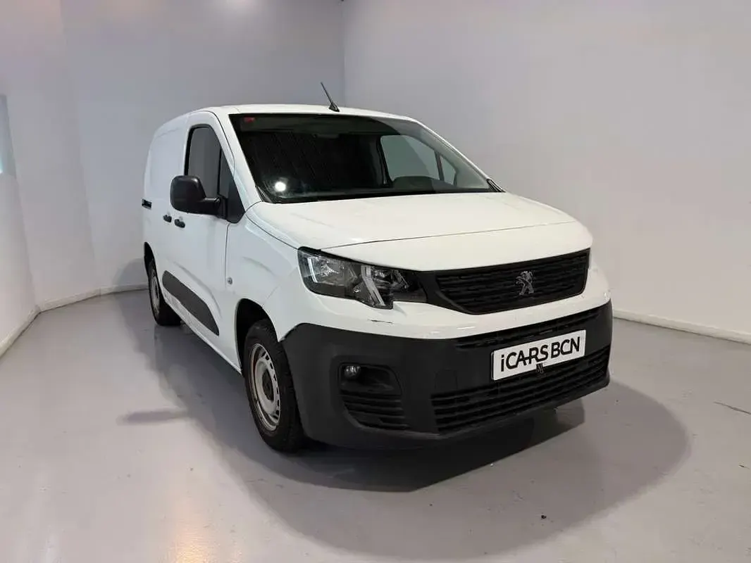 Usado Peugeot Partner S 102 CV (75 kW) 2021 Blanco Monovolumen