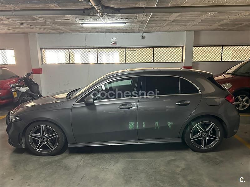 Usado Mercedes A180 136 CV (100 kW) 2021 Gris / plata Berlina