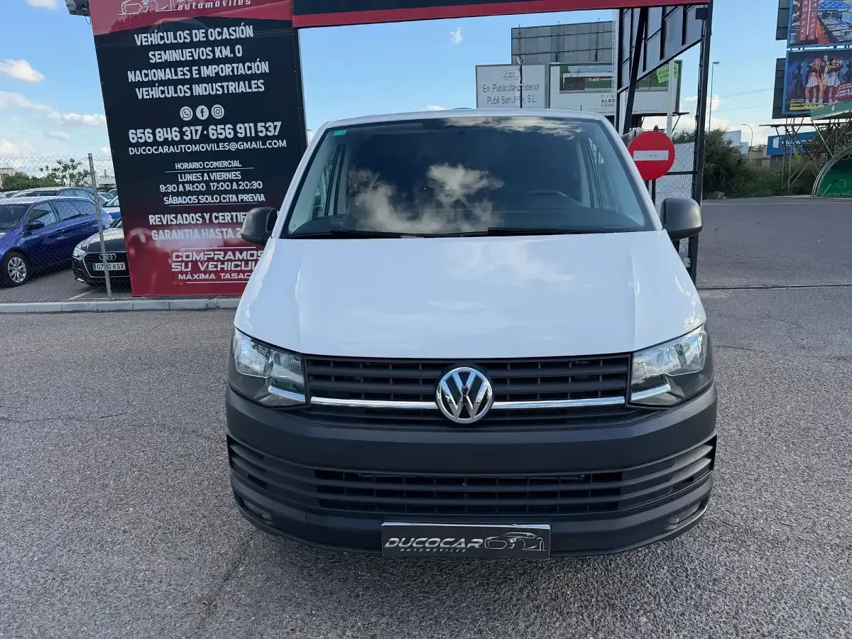 Usado VW Transporter 150 CV (110 kW) 2019 Blanco Van