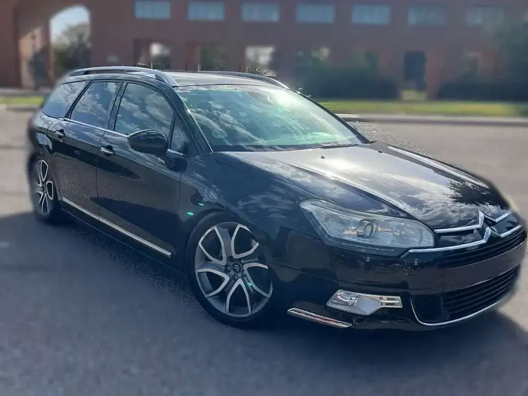 Usado Citroën C5 Exclusive 204 CV (150 kW) 2011 Negro Familiar