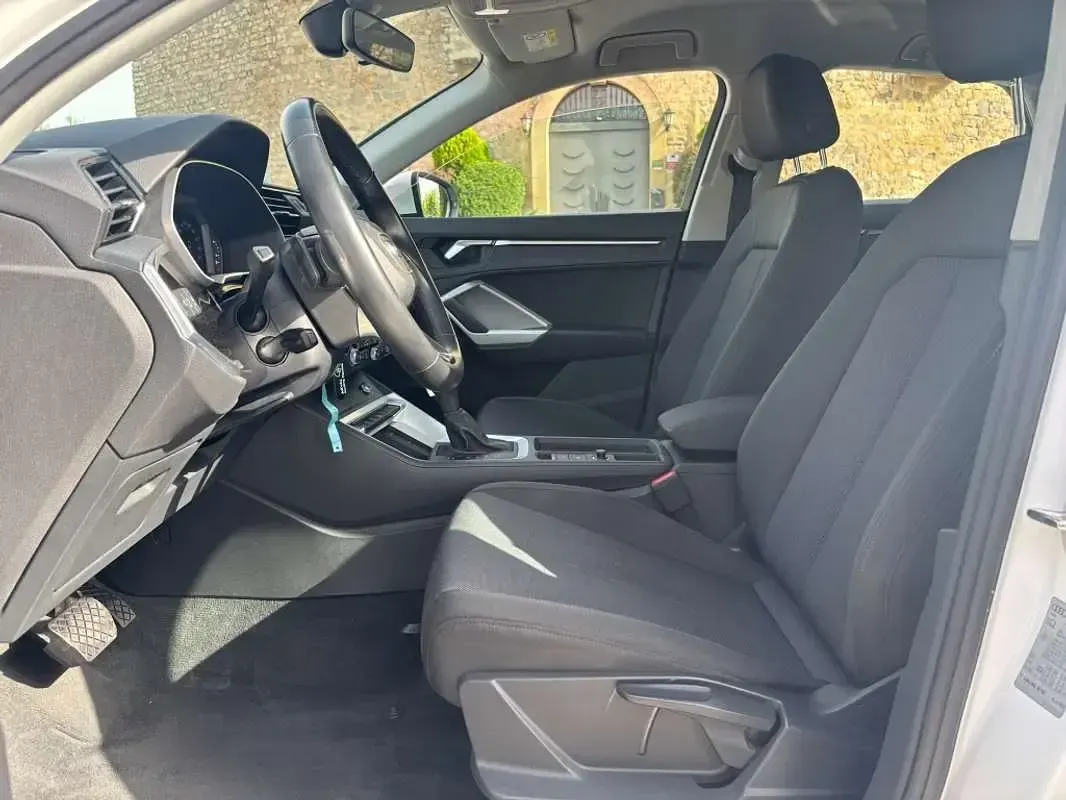 Usado Audi Q3 Sportback 150 CV (110 kW) 2022 Blanco SUV