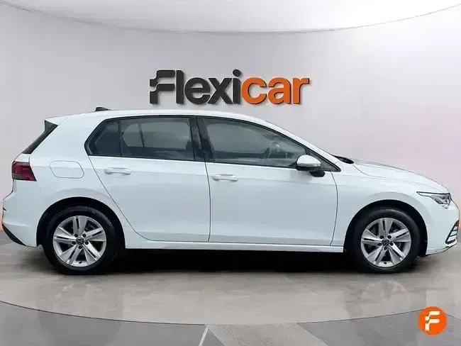 Usado VW Golf VIII Life 115 CV (84 kW) 2022 Blanco