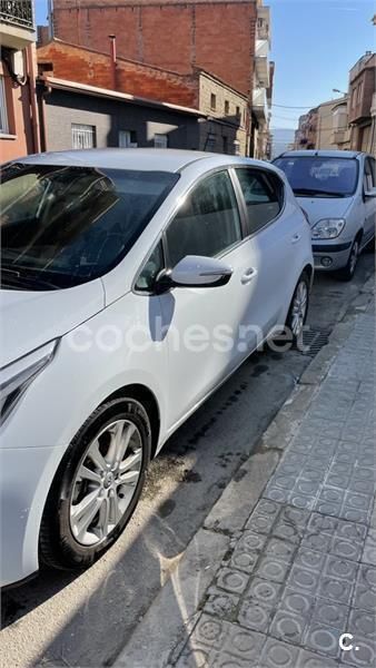 Usado Kia Ceed GT 128 CV (94 kW) 2012 Blanco Berlina