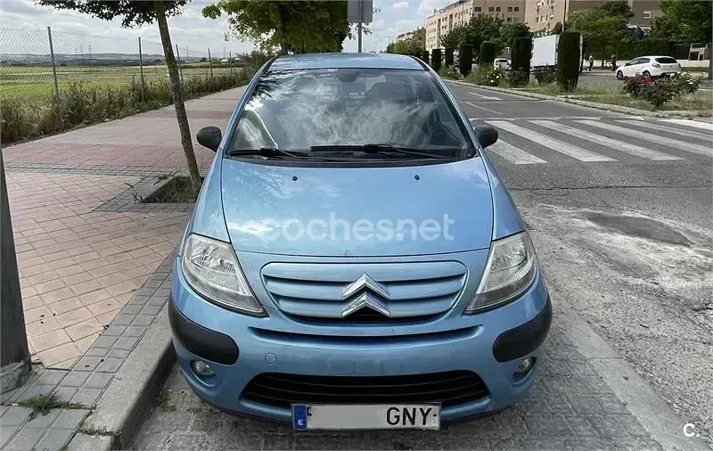 Usado Citroën C3 Exclusive 92 HP (67 kW) 2009 Azul Sedan