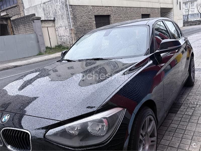 Negro Usado 2011 BMW 118 Utilitario | 5000 € (Super precio) - Imagen 1/4