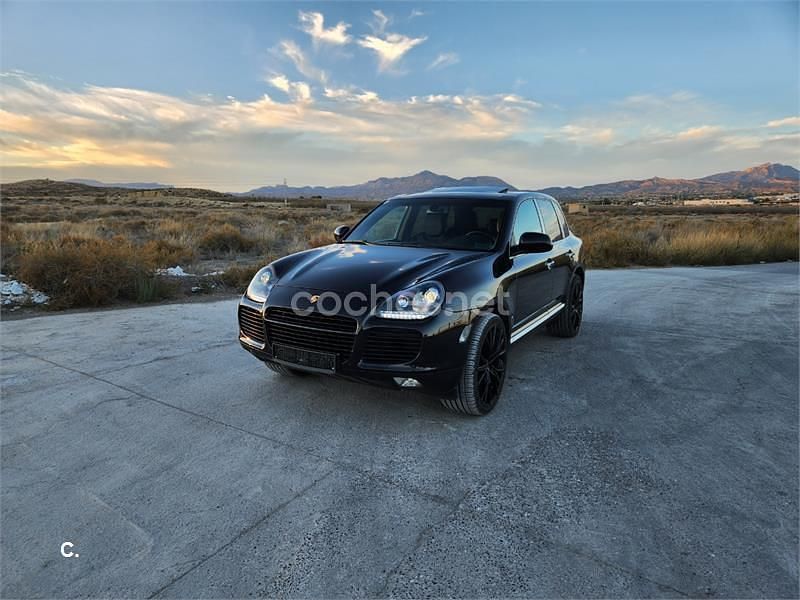Usado Porsche Cayenne Turbo 450 CV (330 kW) 2004 Negro SUV