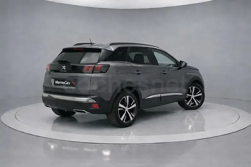 Usado Peugeot 3008 GT 130 CV (95 kW) 2023 Gris / plata SUV