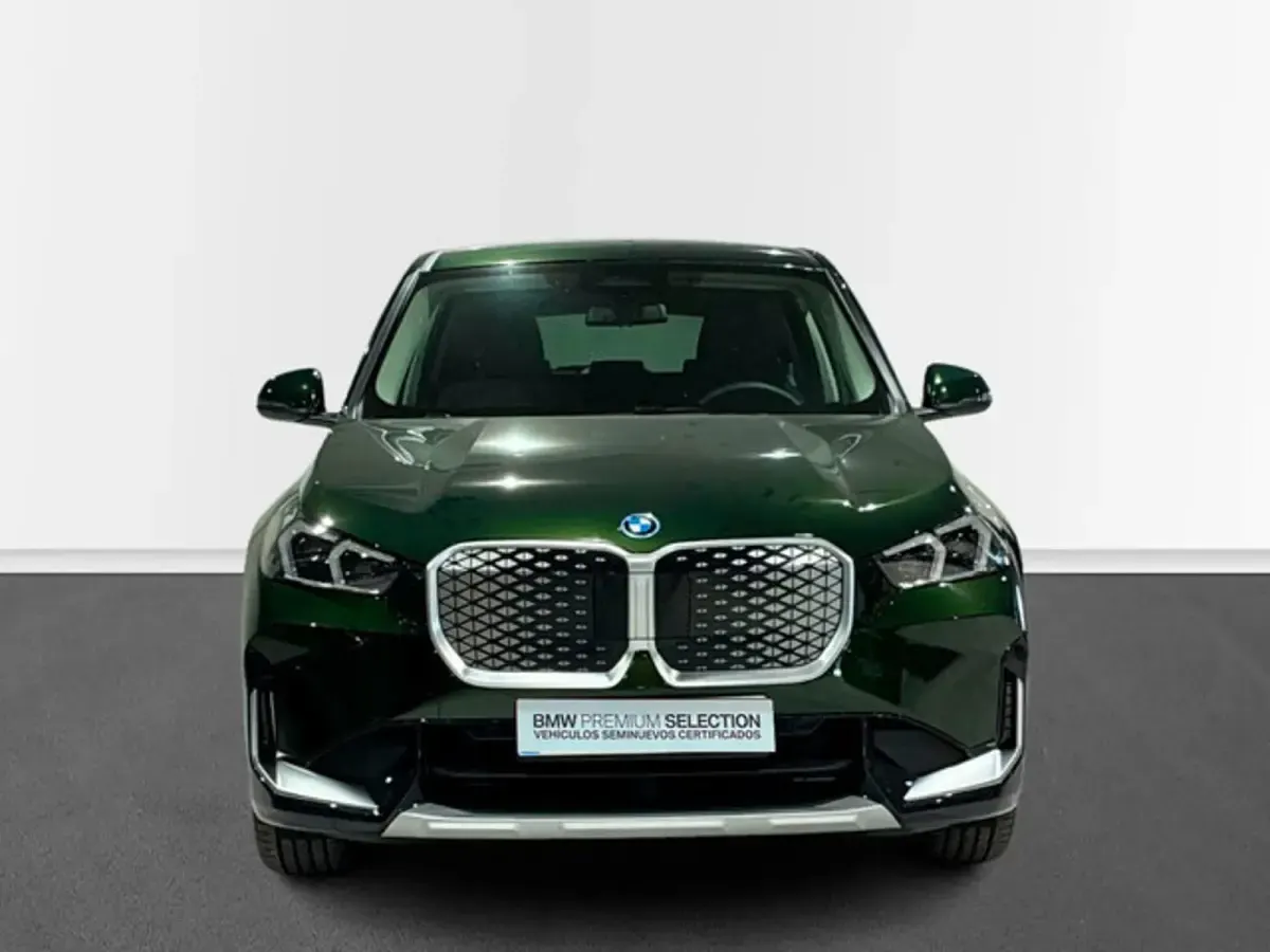 Usado BMW iX1 Comfort Edition 230 kW (313 CV) 2025 Verde SUV