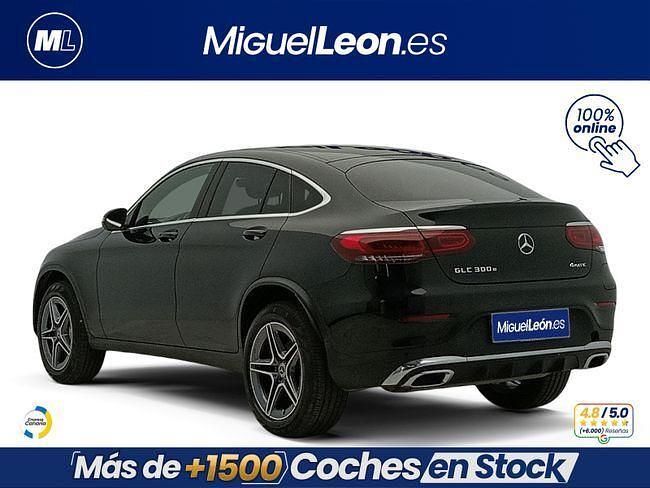 Usado Mercedes GLC300e 320 CV (235 kW) 2023 Negro Coupe