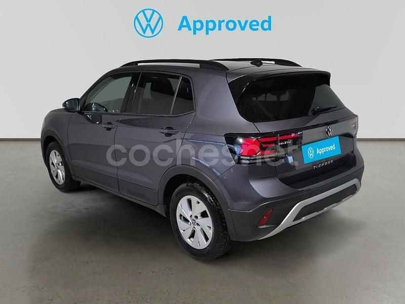 Usado VW T-Cross Life 95 CV (69 kW) 2024 Gris / plata SUV