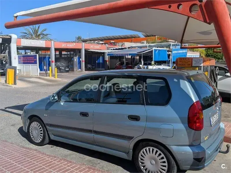 Usado Mitsubishi Space Star 82 CV (60 kW) 2004 Azul Monovolumen