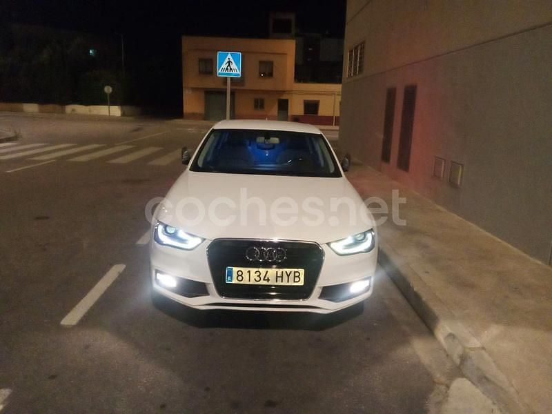 Blanco Usado 2013 Audi A4 S-Line Berlina | 13.000 € (Precio justo) - Imagen 1/4