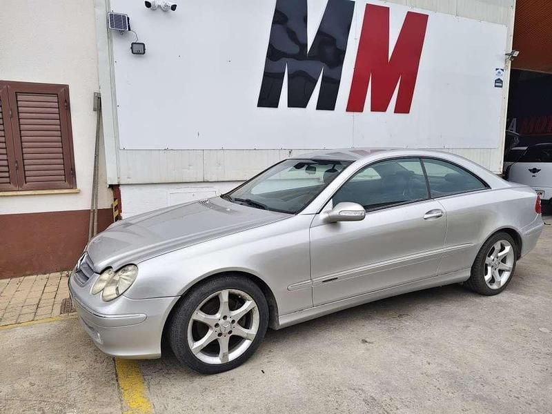 Usado Mercedes CLK200 170 CV (125 kW) 2002 Gris Coupe