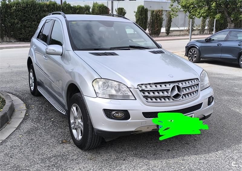 Gris / plata Usado 2008 Mercedes ML320 SUV | 9590 € (Precio justo) - Imagen 1/4