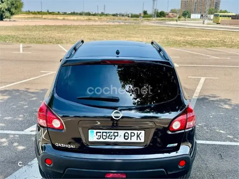 Usado Nissan Qashqai Acenta 106 CV (77 kW) 2009 Negro SUV