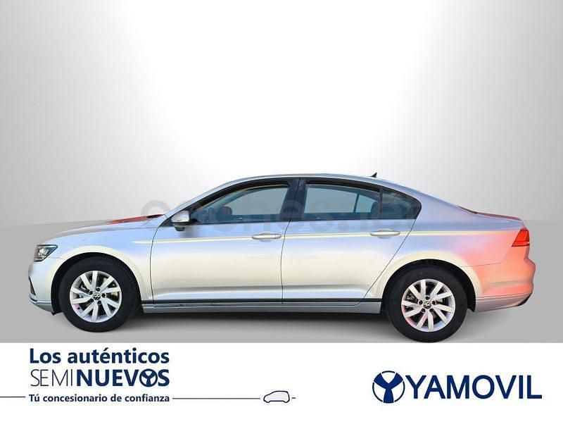 Usado VW Passat Business 150 HP (110 kW) 2021 Cinzento Sedan