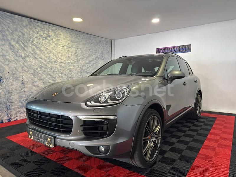 Gris / plata Usado 2016 Porsche Cayenne SUV | 33.499 € (Precio justo) - Imagen 1/4