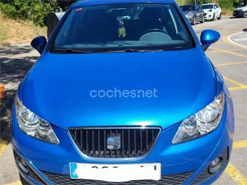 Usado Seat Ibiza Style 105 CV (77 kW) 2011 Azul Berlina