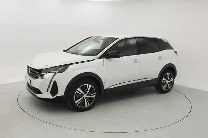 Usado Peugeot 3008 Allure 130 CV (95 kW) 2023 SUV