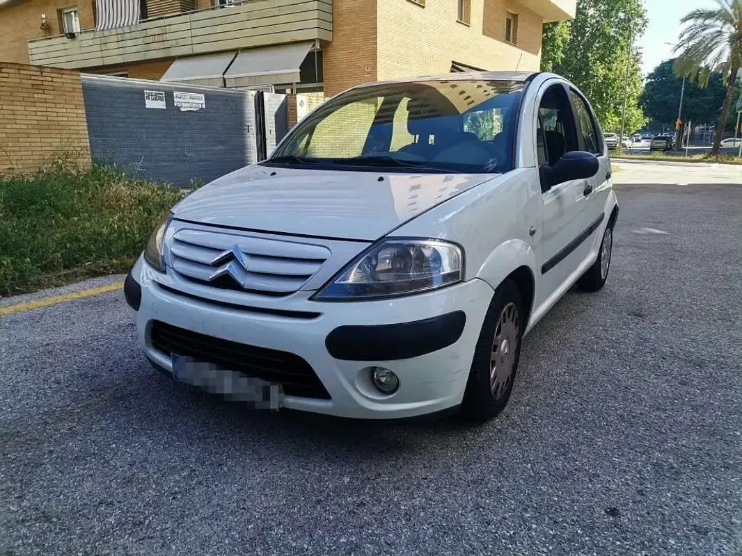 Usado Citroën C3 Furio 61 CV (44 kW) 2008 Blanco Utilitario