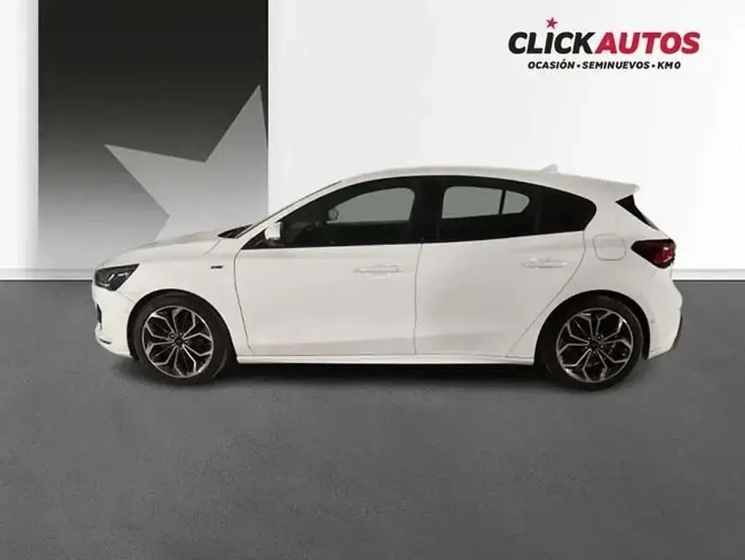 Usado Ford Focus ST-Line X 125 CV (91 kW) 2025 Blanco Utilitario