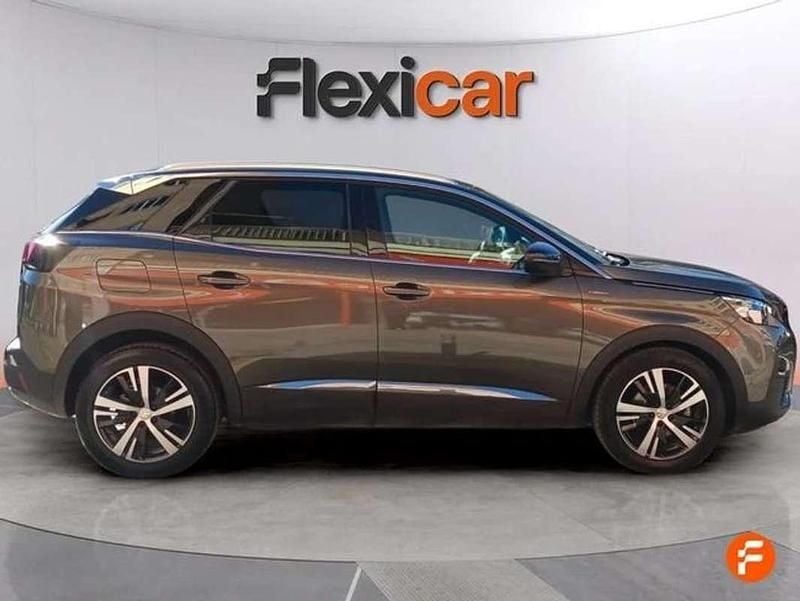 Usado Peugeot 3008 Style 131 CV (96 kW) 2017 Gris SUV