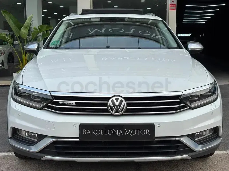Usado VW Passat Alltrack 190 CV (139 kW) 2016 Blanco Familiar