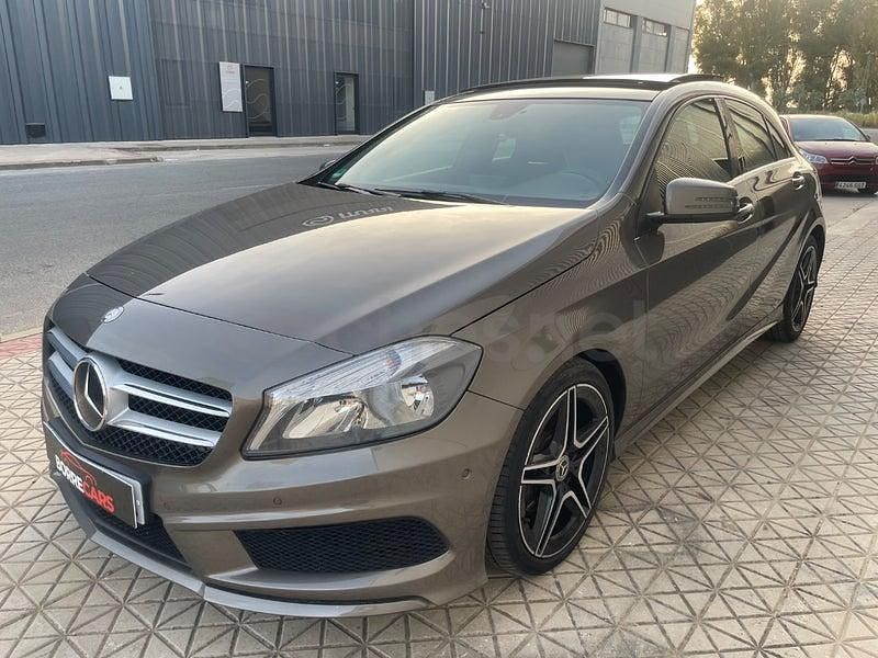 Occasion Mercedes A200 AMG line 136 PK (100 kW) 2014 Bruin Sedan