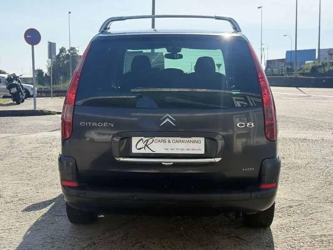 Usado Citroën C8 131 CV (96 kW) 2005 Gris Monovolumen