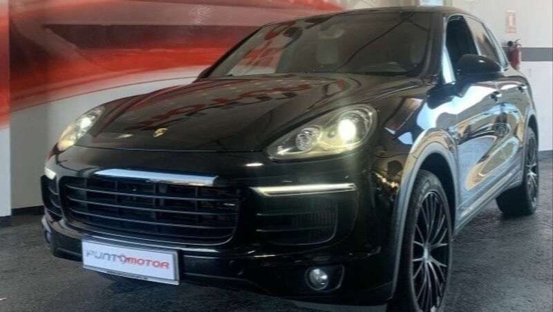Negro Usado 2011 Porsche Cayenne SUV | 28.990 € (Caro) - Imagen 1/4
