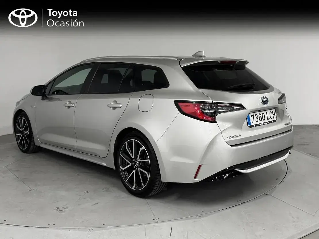 Usado Toyota Corolla Sport 180 CV (132 kW) 2019 Plata polar Familiar
