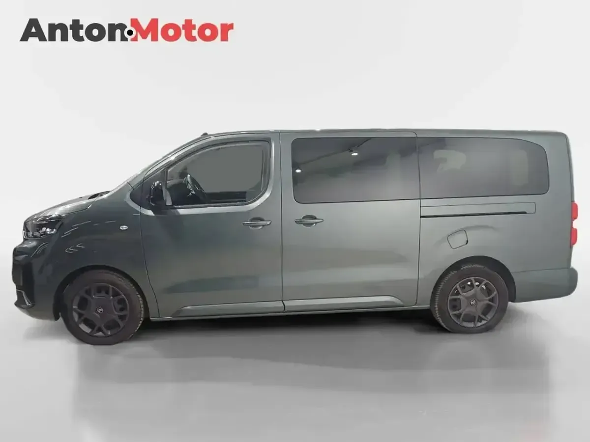 Usado Citroën Spacetourer 180 CV (132 kW) 2024 Verde Monovolumen