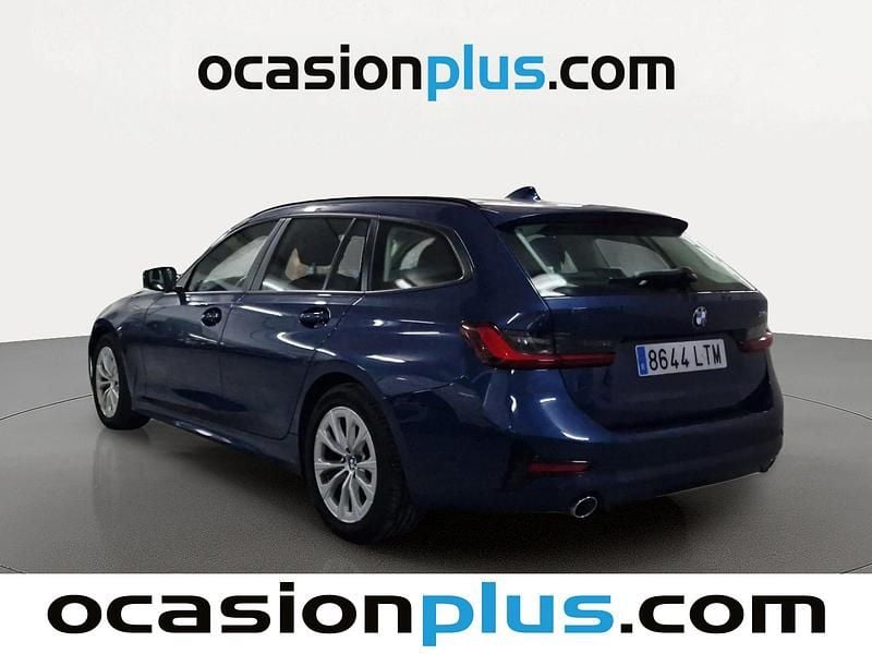 Usado BMW 318 150 CV (110 kW) 2021 Azul Familiar