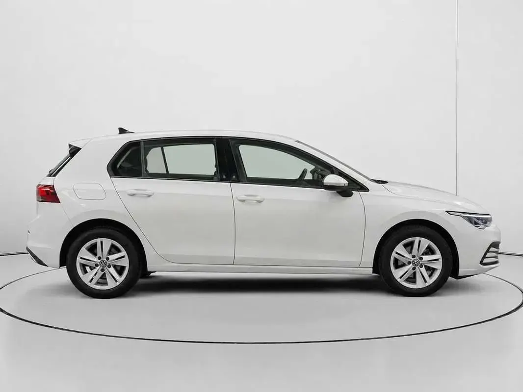 Usado VW Golf VIII 116 CV (85 kW) 2022 Blanco Utilitario