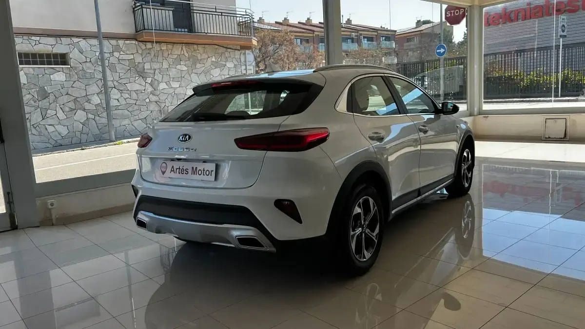 Usado Kia XCeed 120 CV (88 kW) 2021 Blanco SUV