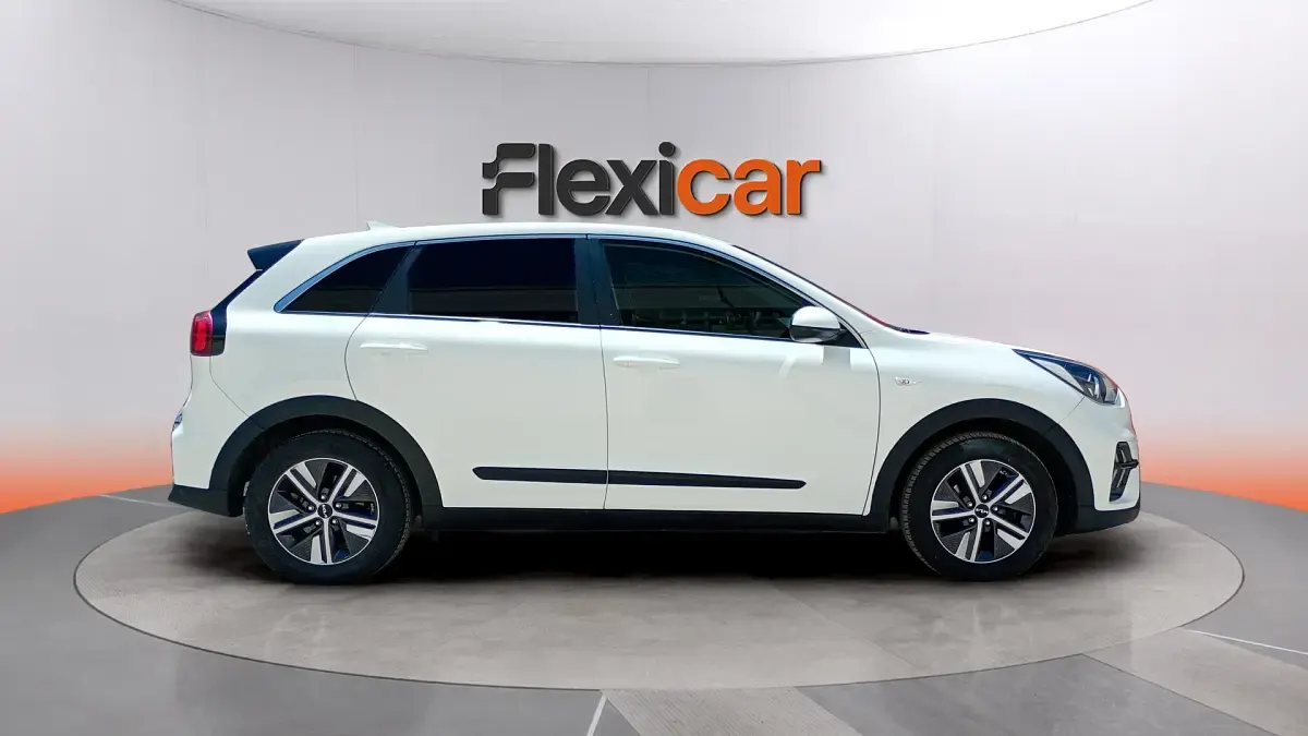 Usado Kia Niro 141 CV (103 kW) 2022 Blanco SUV