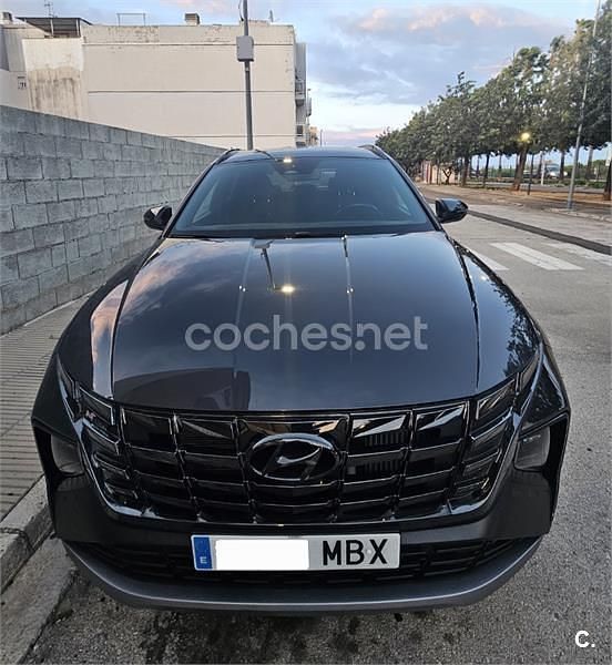Usado Hyundai Tucson N Line 150 CV (110 kW) 2022 Gris / plata SUV