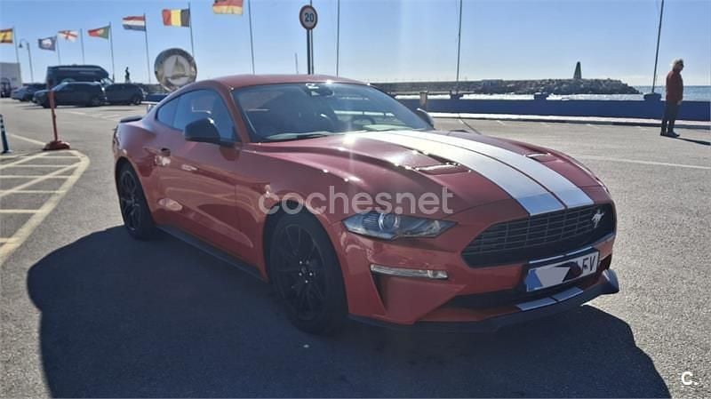 Usado Ford Mustang Fastback 291 CV (214 kW) 2020 Rojo Coupe