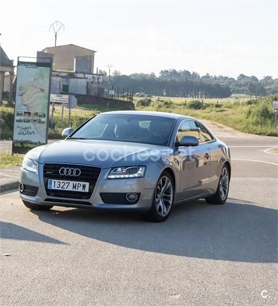 Usado Audi A5 240 CV (176 kW) 2009 Gris / plata Coupe