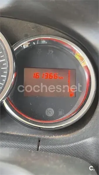 Usado Dacia Duster Lauréate 109 CV (80 kW) 2015 Blanco SUV