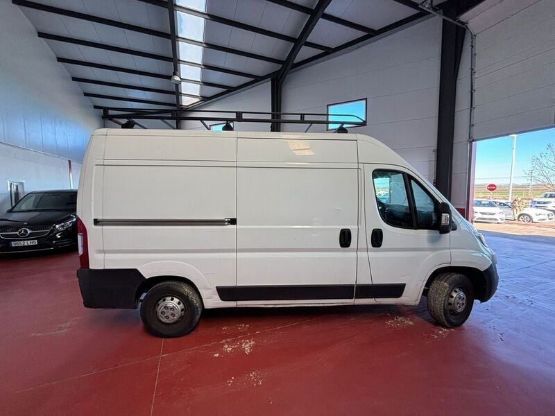 Usado Citroën Jumper 109 CV (80 kW) 2019 Blanco Monovolumen