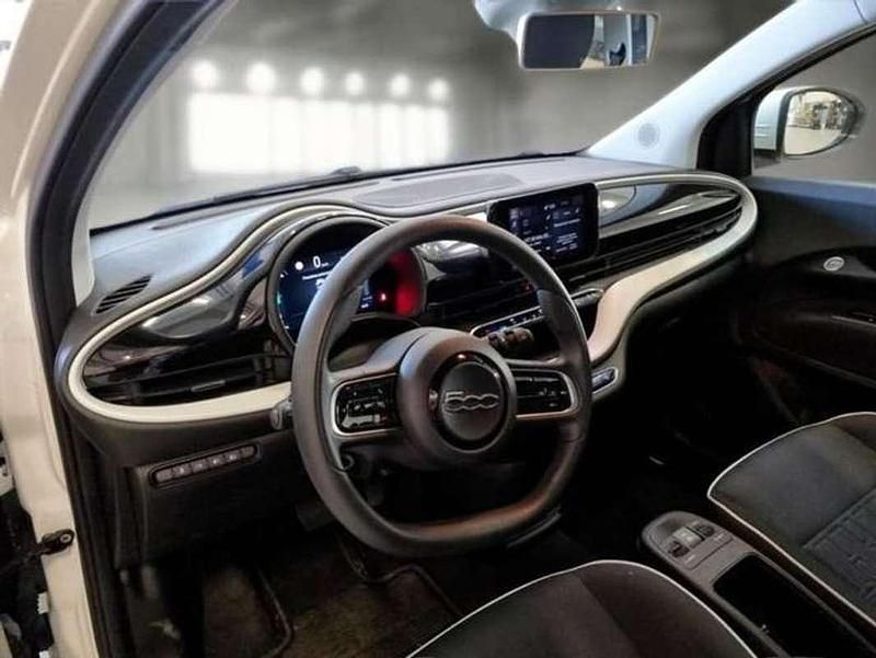 Usado Fiat 500e Action 69 kW (95 CV) 2022 Blanco Berlina