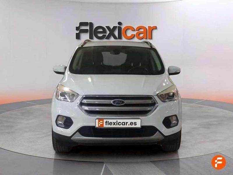 Usado Ford Kuga Business Edition 150 CV (110 kW) 2017 Blanco SUV