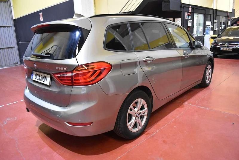 Usado BMW 218 Gran Tourer 150 CV (110 kW) 2016 Gris Monovolumen