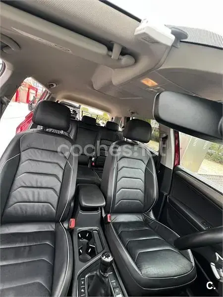 Usado VW Tiguan Allspace Advance 150 CV (110 kW) 2019 Granate SUV